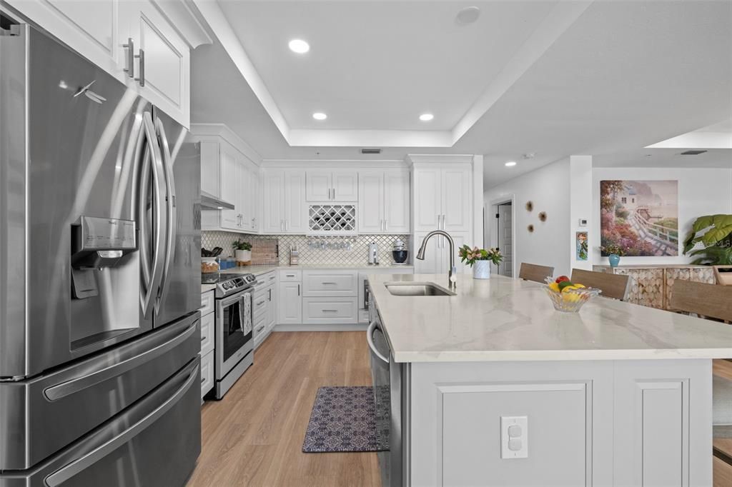 For Sale: $680,000 (2 beds, 2 baths, 1782 Square Feet)