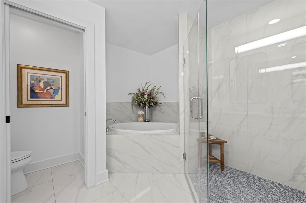 For Sale: $680,000 (2 beds, 2 baths, 1782 Square Feet)