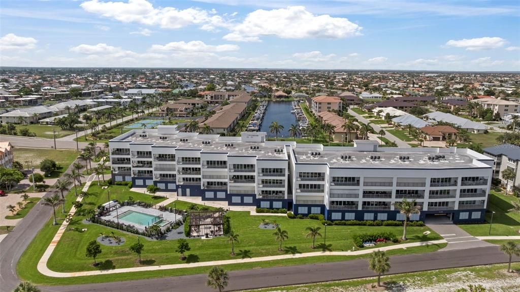 For Sale: $680,000 (2 beds, 2 baths, 1782 Square Feet)