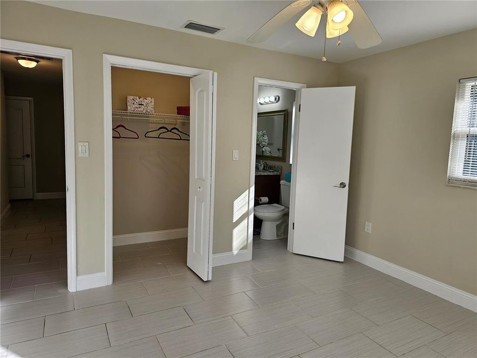 出租: $2,200 (3 贝兹, 2 浴室, 1194 平方英尺)