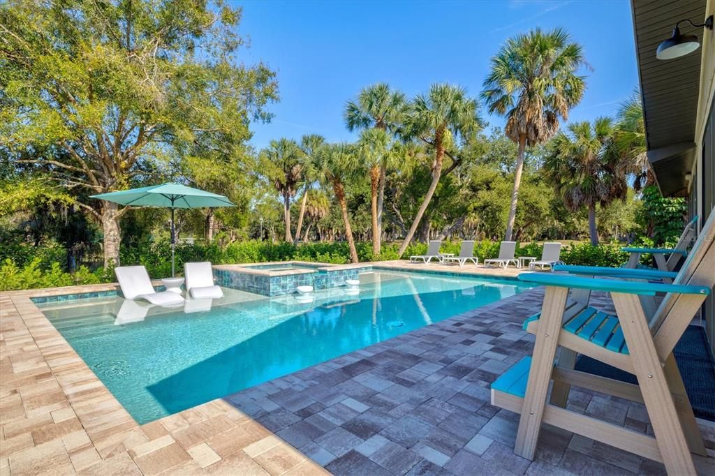 出租: $12,000 (3 贝兹, 2 浴室, 1934 平方英尺)