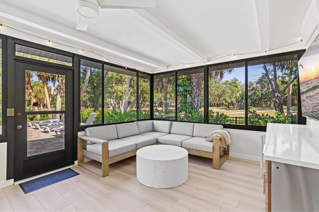 出租: $12,000 (3 贝兹, 2 浴室, 1934 平方英尺)