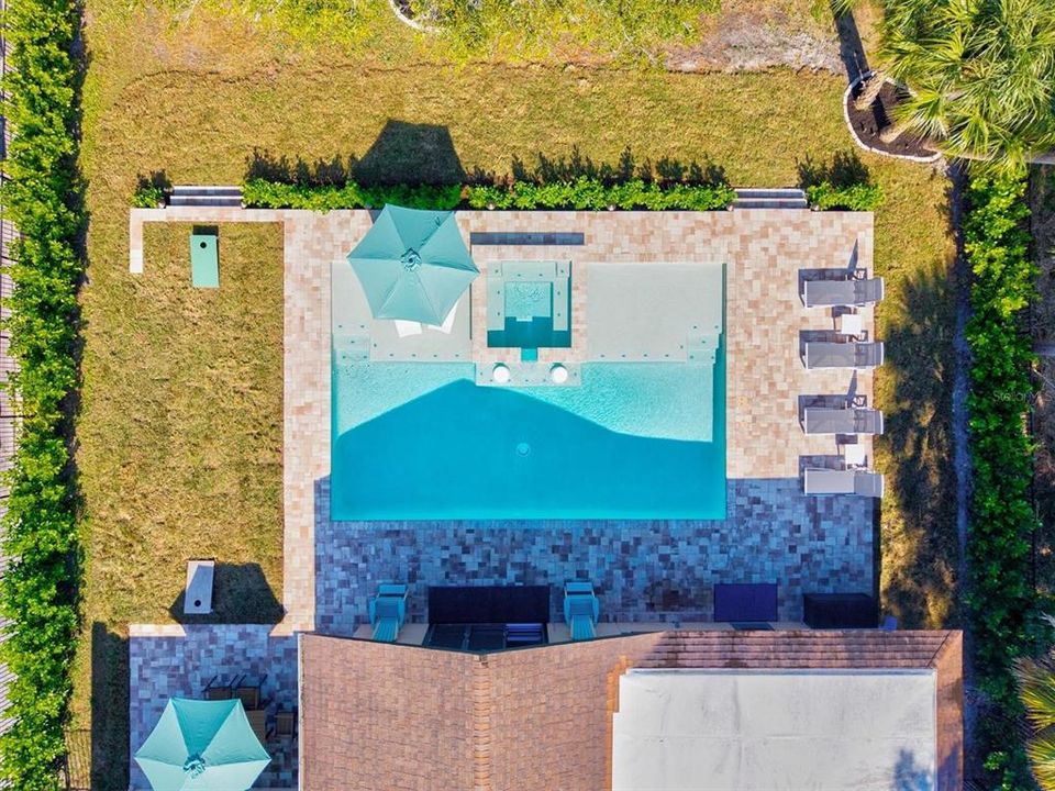 出租: $12,000 (3 贝兹, 2 浴室, 1934 平方英尺)