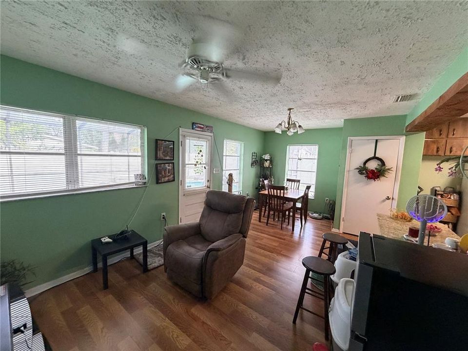 En Venta: $315,000 (3 camas, 1 baños, 1496 Pies cuadrados)