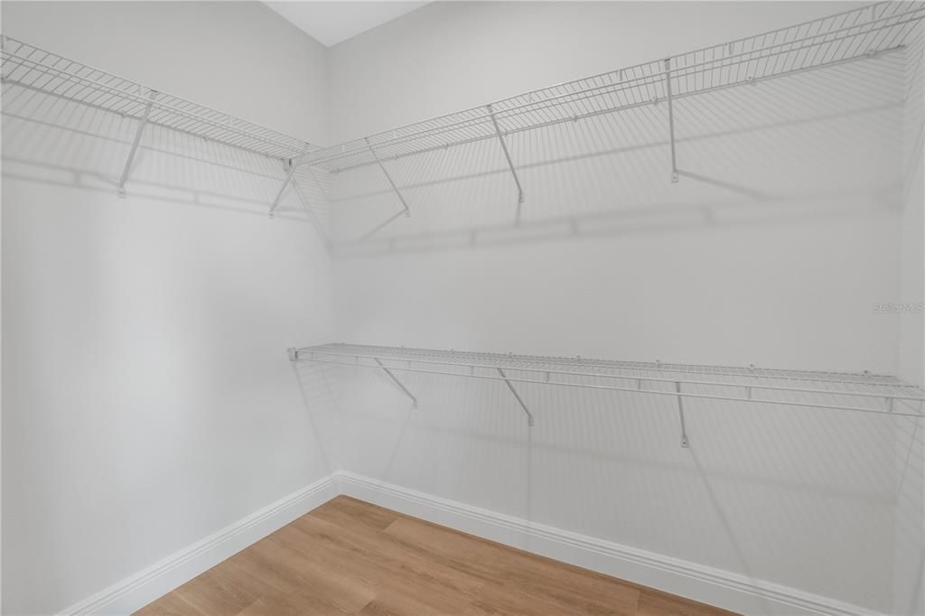 En Venta: $368,500 (3 camas, 2 baños, 1598 Pies cuadrados)