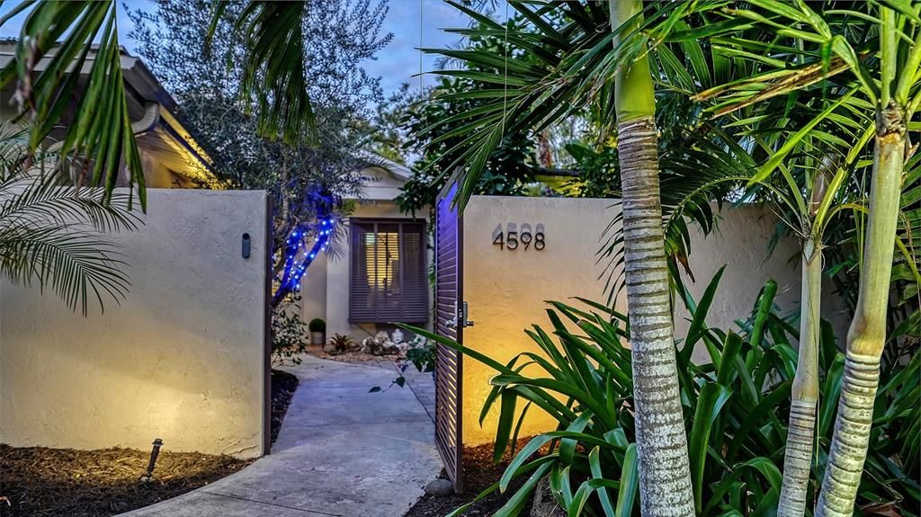 待售: $655,000 (2 贝兹, 2 浴室, 1664 平方英尺)