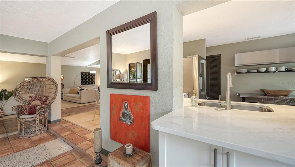 待售: $655,000 (2 贝兹, 2 浴室, 1664 平方英尺)