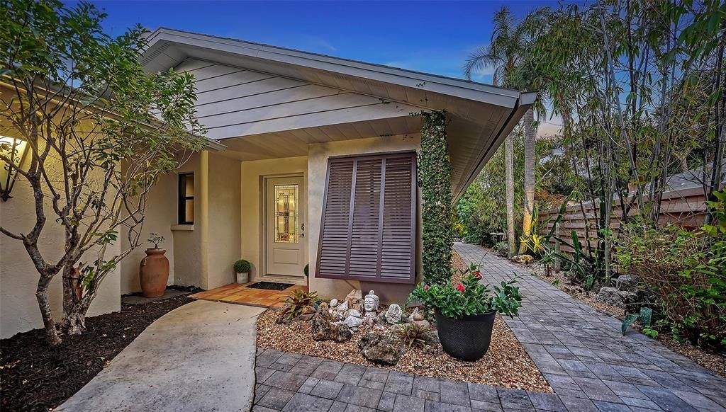 待售: $655,000 (2 贝兹, 2 浴室, 1664 平方英尺)