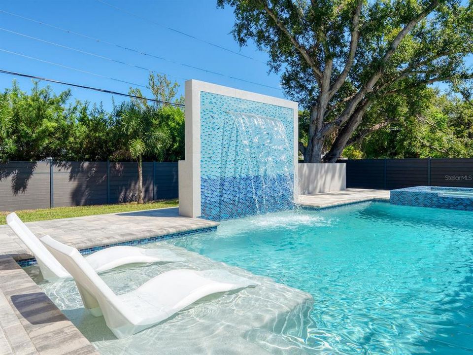 В аренду: $15,000 (4 спален, 5 ванн, 3864 Квадратных фут)