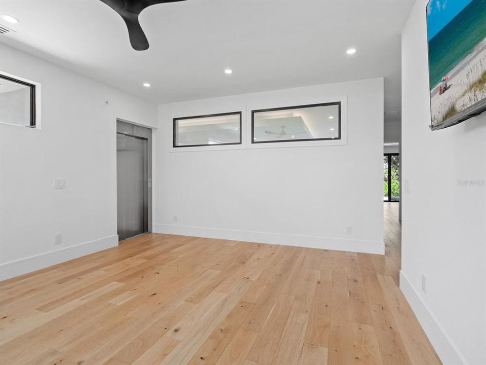 В аренду: $15,000 (4 спален, 5 ванн, 3864 Квадратных фут)