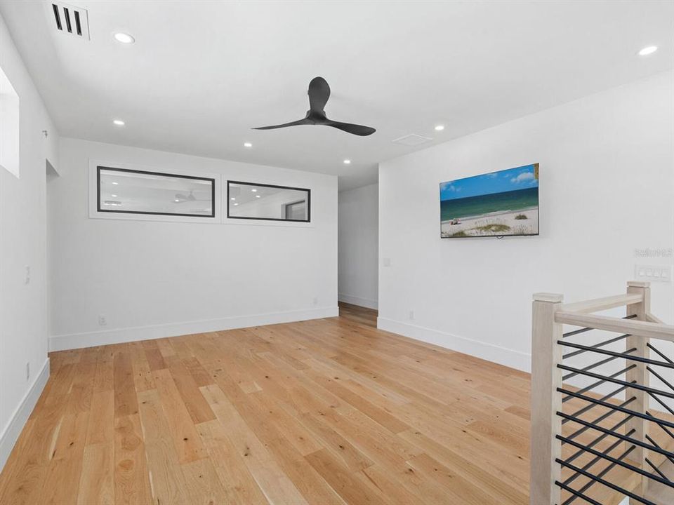 В аренду: $15,000 (4 спален, 5 ванн, 3864 Квадратных фут)