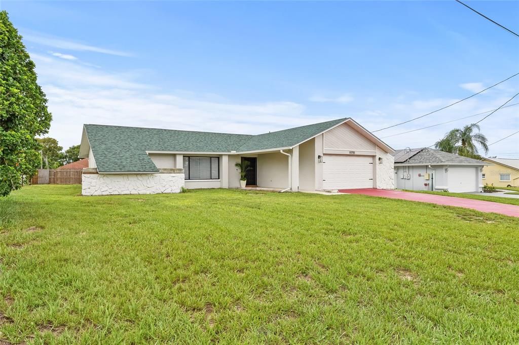 На продажу: $365,000 (4 спален, 3 ванн, 1750 Квадратных фут)