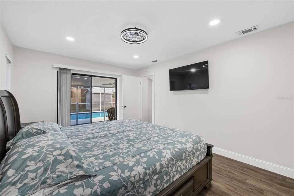 На продажу: $365,000 (4 спален, 3 ванн, 1750 Квадратных фут)