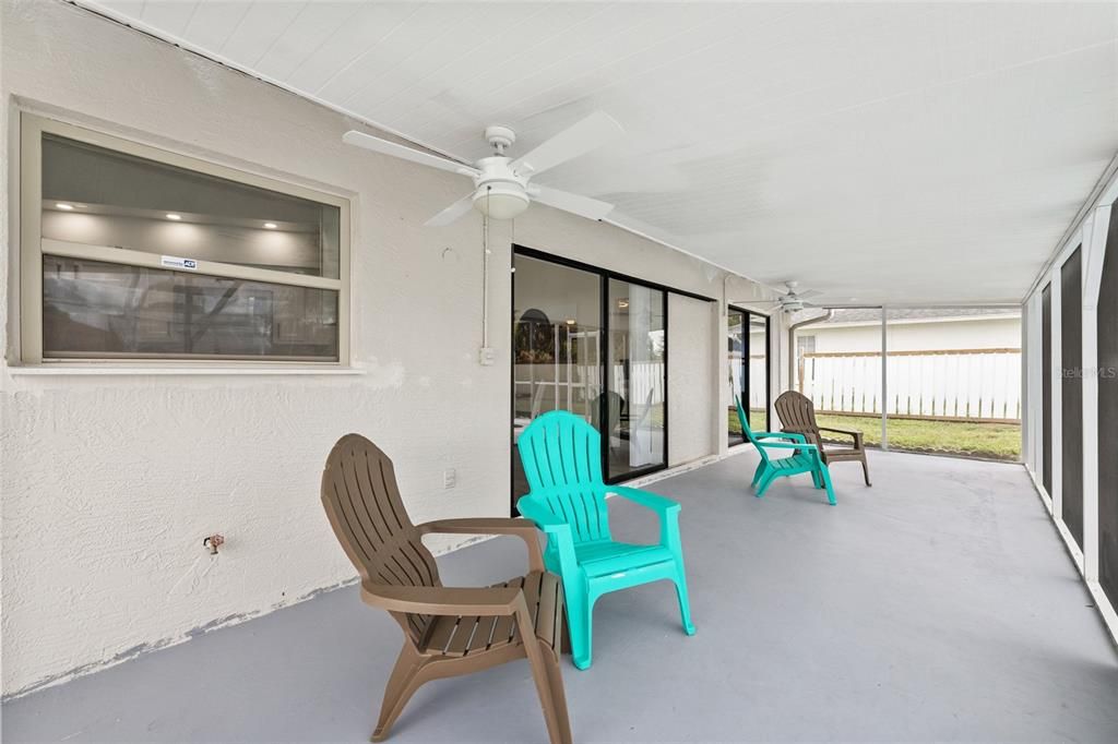 На продажу: $365,000 (4 спален, 3 ванн, 1750 Квадратных фут)