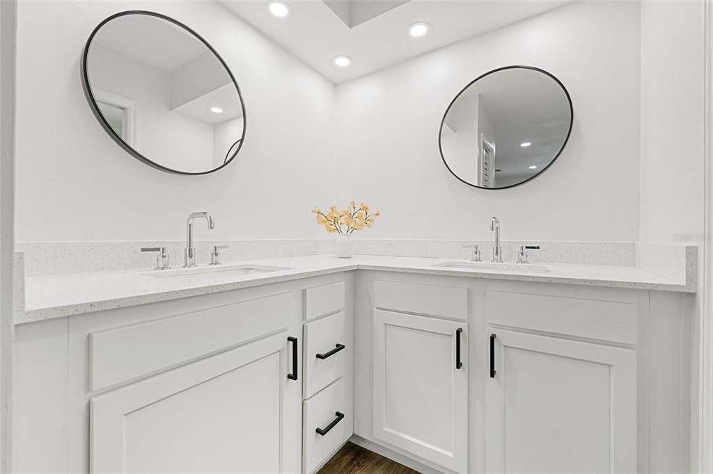 На продажу: $365,000 (4 спален, 3 ванн, 1750 Квадратных фут)