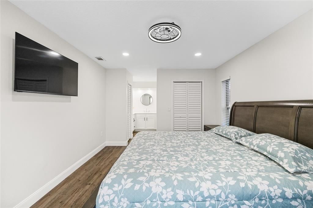 На продажу: $365,000 (4 спален, 3 ванн, 1750 Квадратных фут)