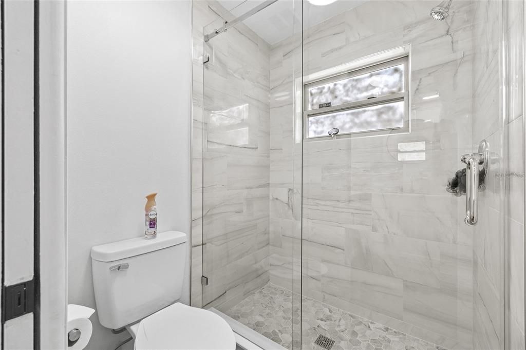 На продажу: $365,000 (4 спален, 3 ванн, 1750 Квадратных фут)