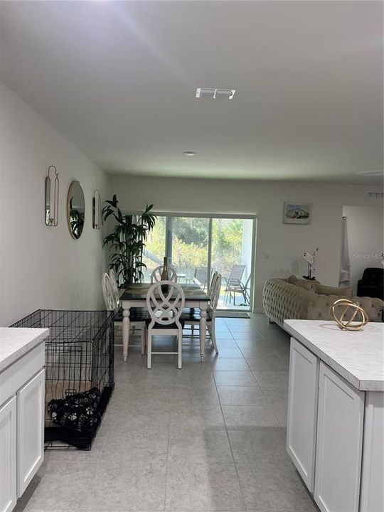 En Venta: $396,800 (3 camas, 2 baños, 1984 Pies cuadrados)