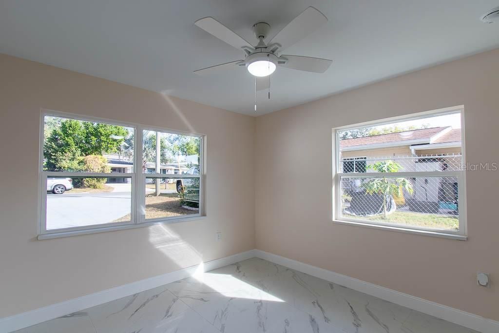 На продажу: $525,000 (4 спален, 2 ванн, 1968 Квадратных фут)