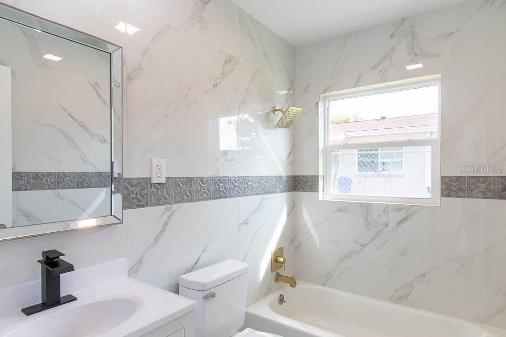 На продажу: $525,000 (4 спален, 2 ванн, 1968 Квадратных фут)