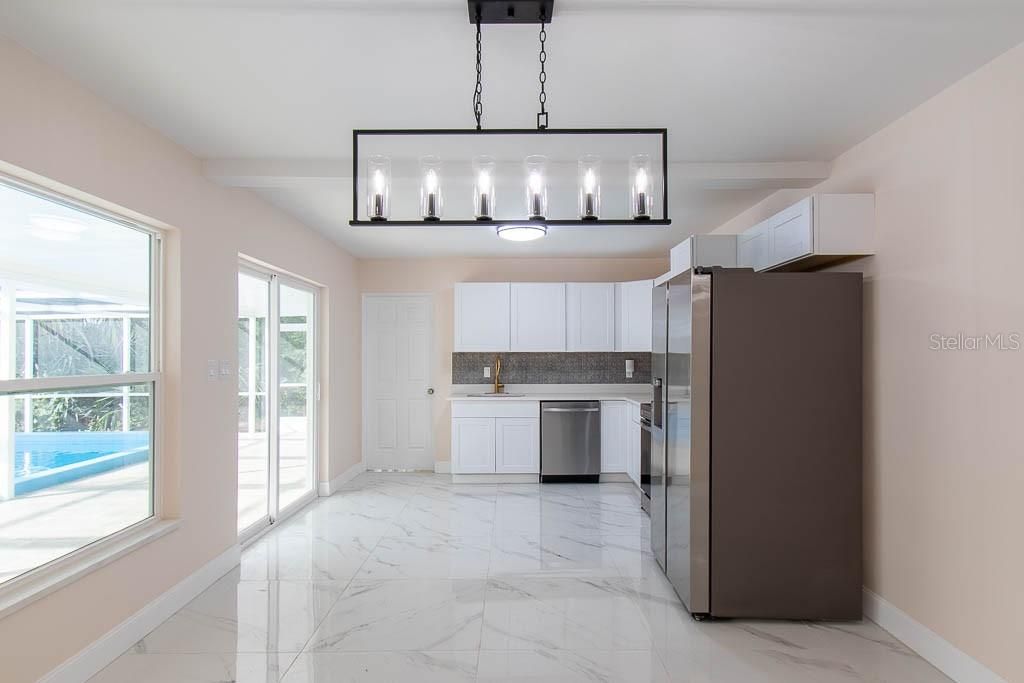 На продажу: $525,000 (4 спален, 2 ванн, 1968 Квадратных фут)