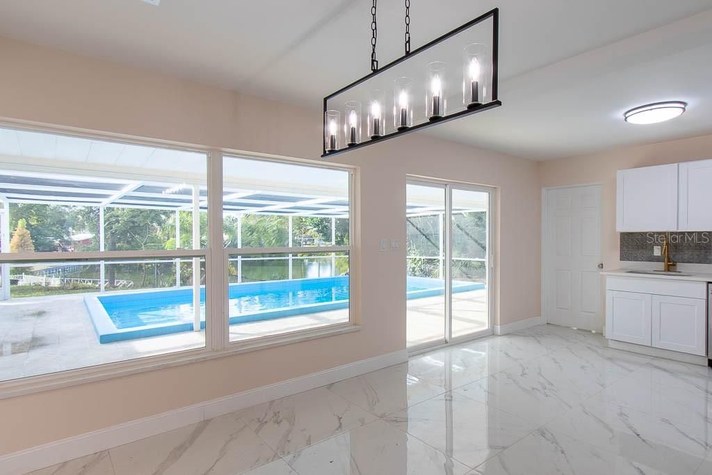 На продажу: $525,000 (4 спален, 2 ванн, 1968 Квадратных фут)