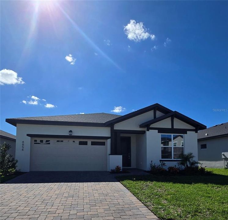 Vendido Recientemente: $440,000 (4 camas, 2 baños, 1894 Pies cuadrados)