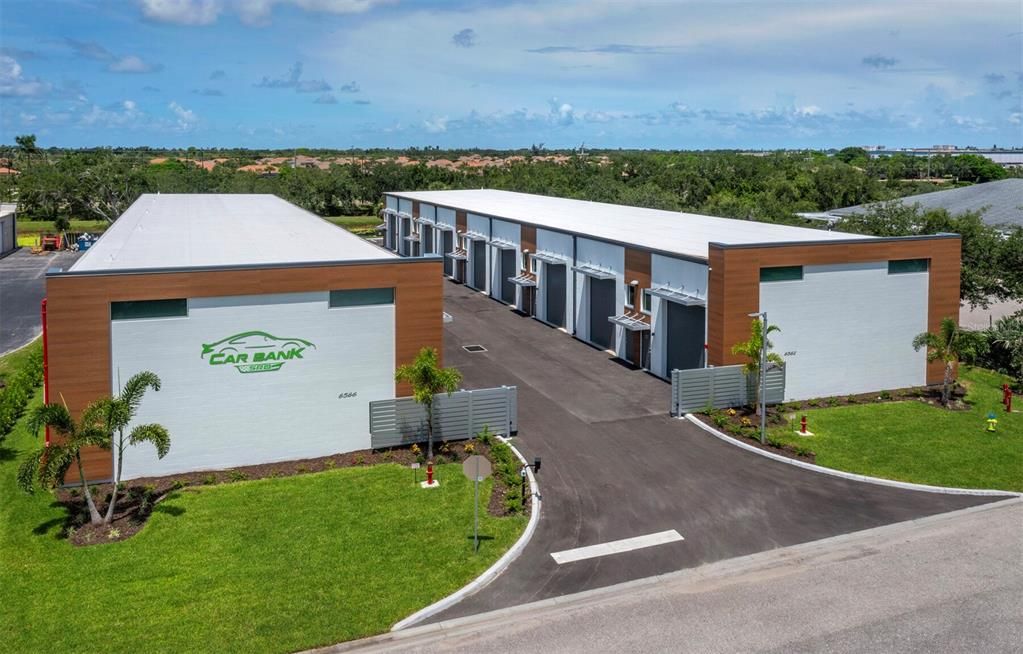 For Rent: $4,000 (0 beds, 0 baths, 1008 Square Feet)