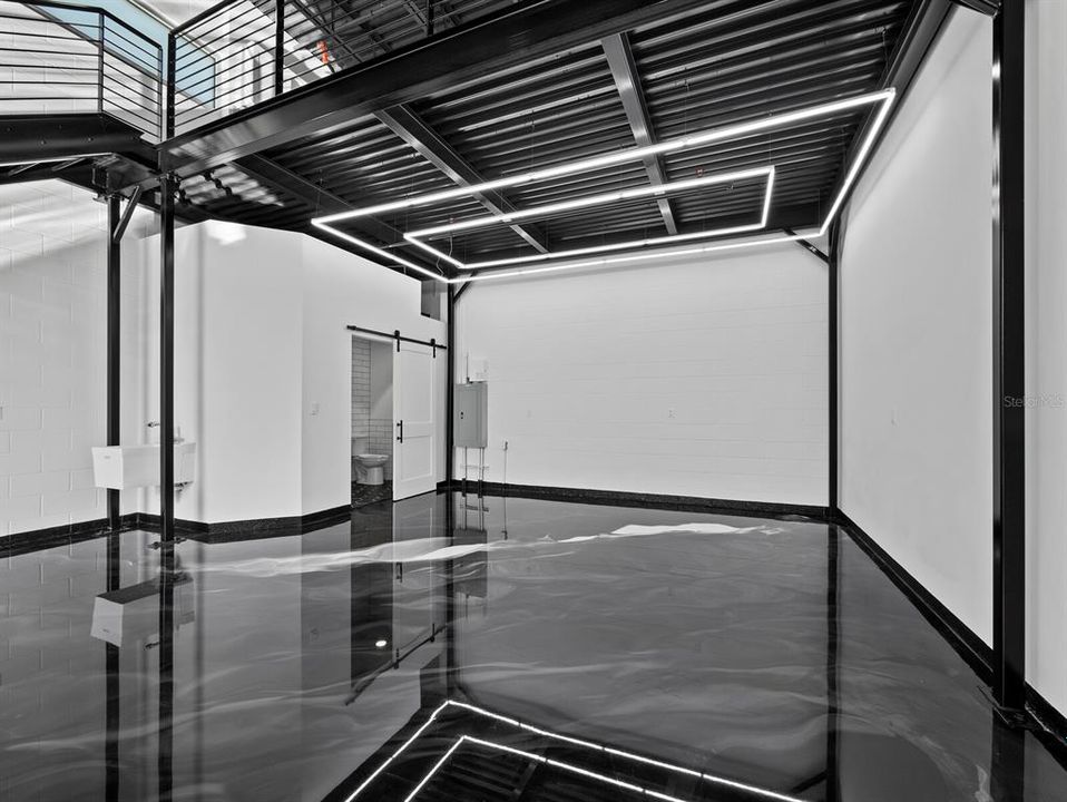 For Rent: $4,000 (0 beds, 0 baths, 1008 Square Feet)