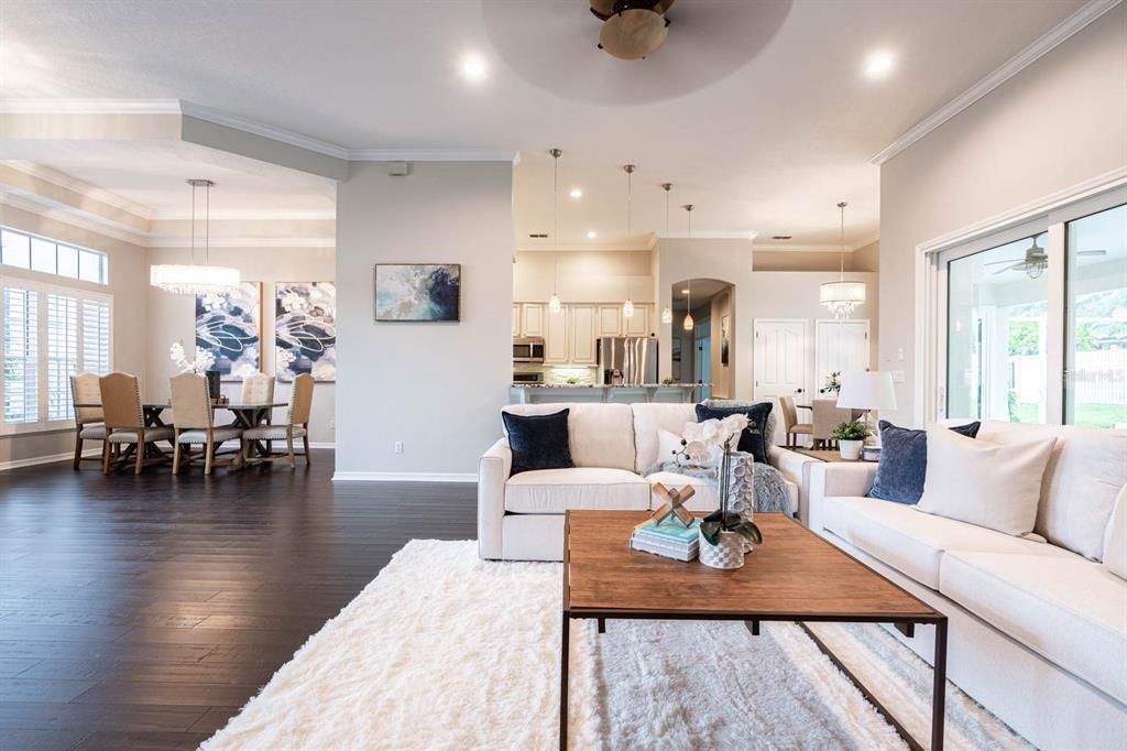 В аренду: $5,000 (5 спален, 4 ванн, 3207 Квадратных фут)