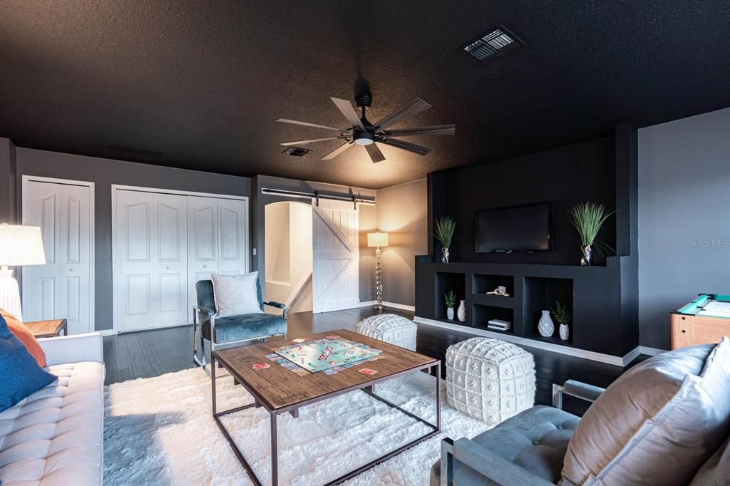 В аренду: $5,000 (5 спален, 4 ванн, 3207 Квадратных фут)