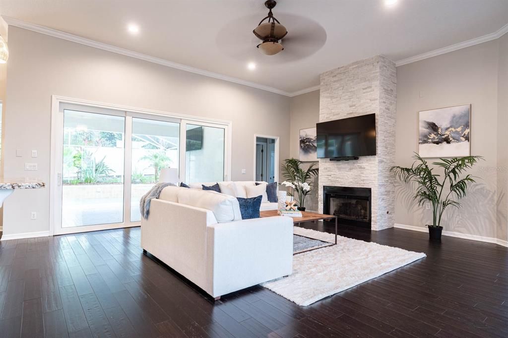 В аренду: $5,000 (5 спален, 4 ванн, 3207 Квадратных фут)