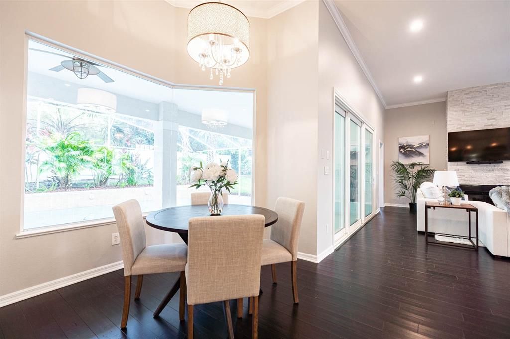 В аренду: $5,000 (5 спален, 4 ванн, 3207 Квадратных фут)