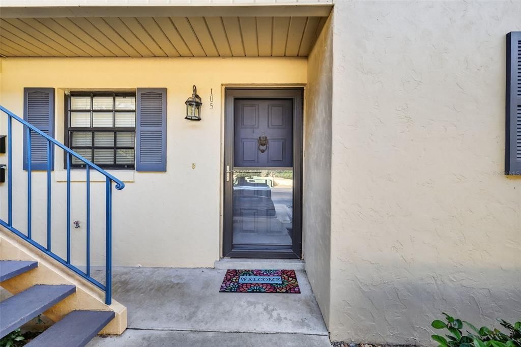 На продажу: $250,000 (2 спален, 2 ванн, 1219 Квадратных фут)