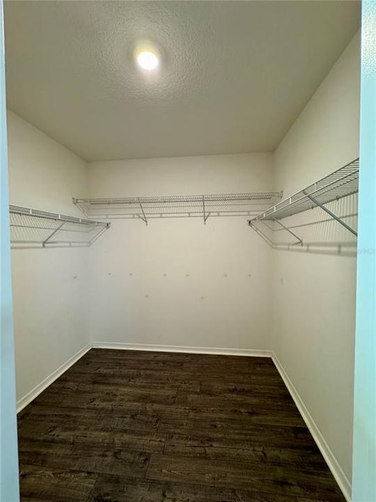 В аренду: $2,300 (3 спален, 2 ванн, 2064 Квадратных фут)