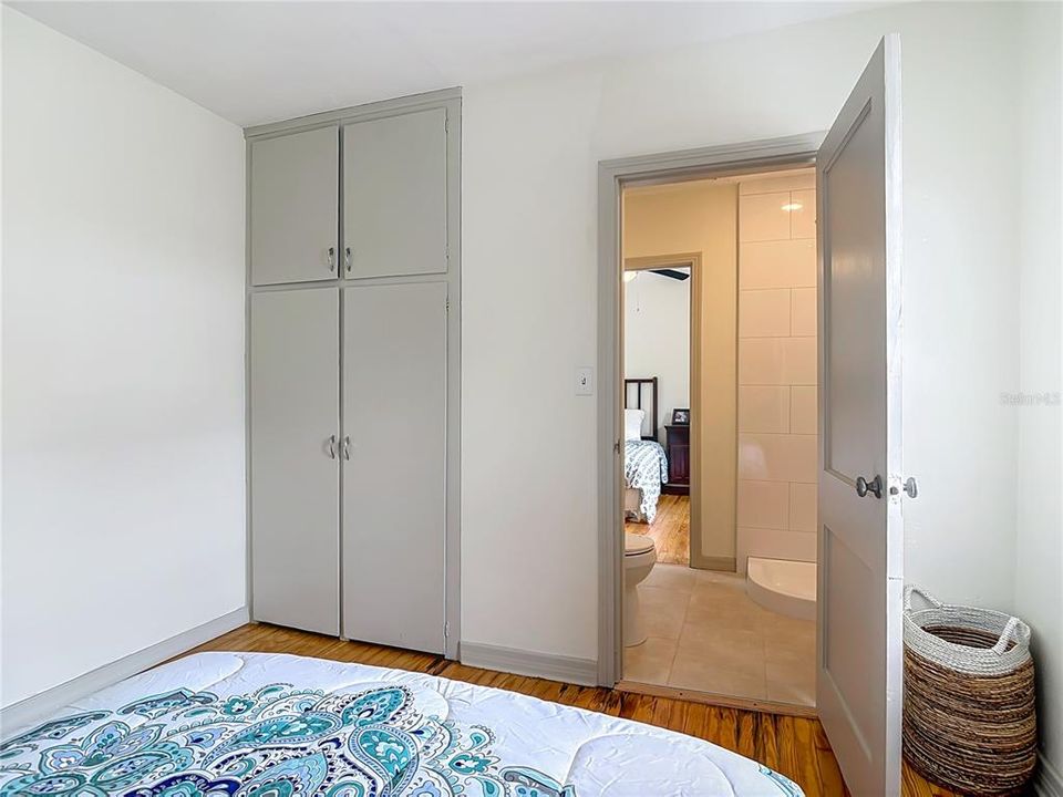 En Venta: $399,000 (5 camas, 3 baños, 2275 Pies cuadrados)