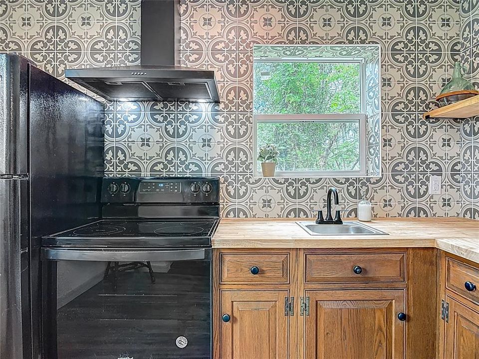 En Venta: $399,000 (5 camas, 3 baños, 2275 Pies cuadrados)