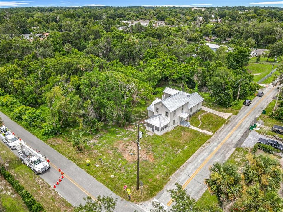 En Venta: $399,000 (5 camas, 3 baños, 2275 Pies cuadrados)