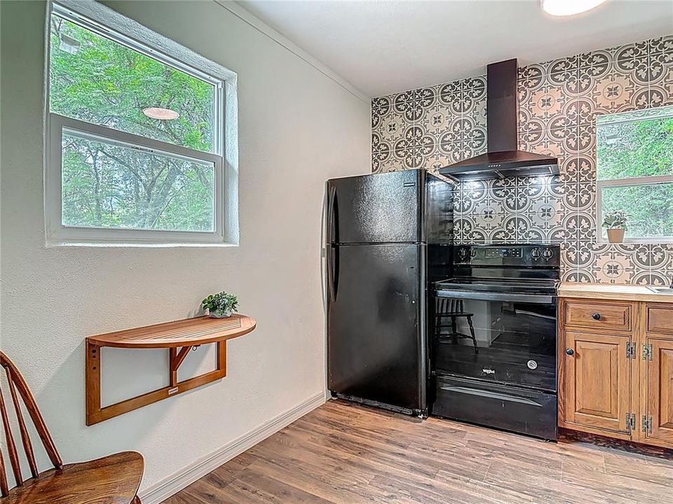 En Venta: $399,000 (5 camas, 3 baños, 2275 Pies cuadrados)