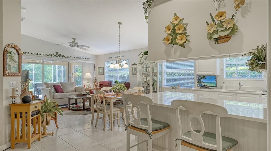 待售: $421,000 (2 贝兹, 2 浴室, 1534 平方英尺)