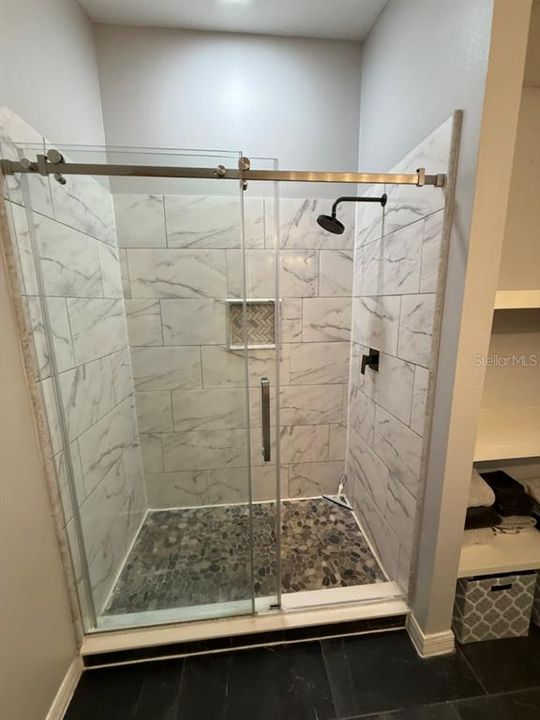 For Sale: $365,000 (3 beds, 2 baths, 1306 Square Feet)