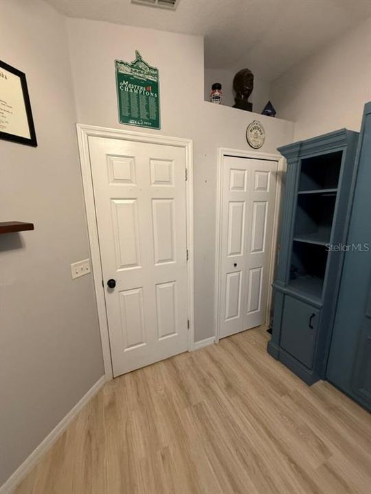 For Sale: $365,000 (3 beds, 2 baths, 1306 Square Feet)