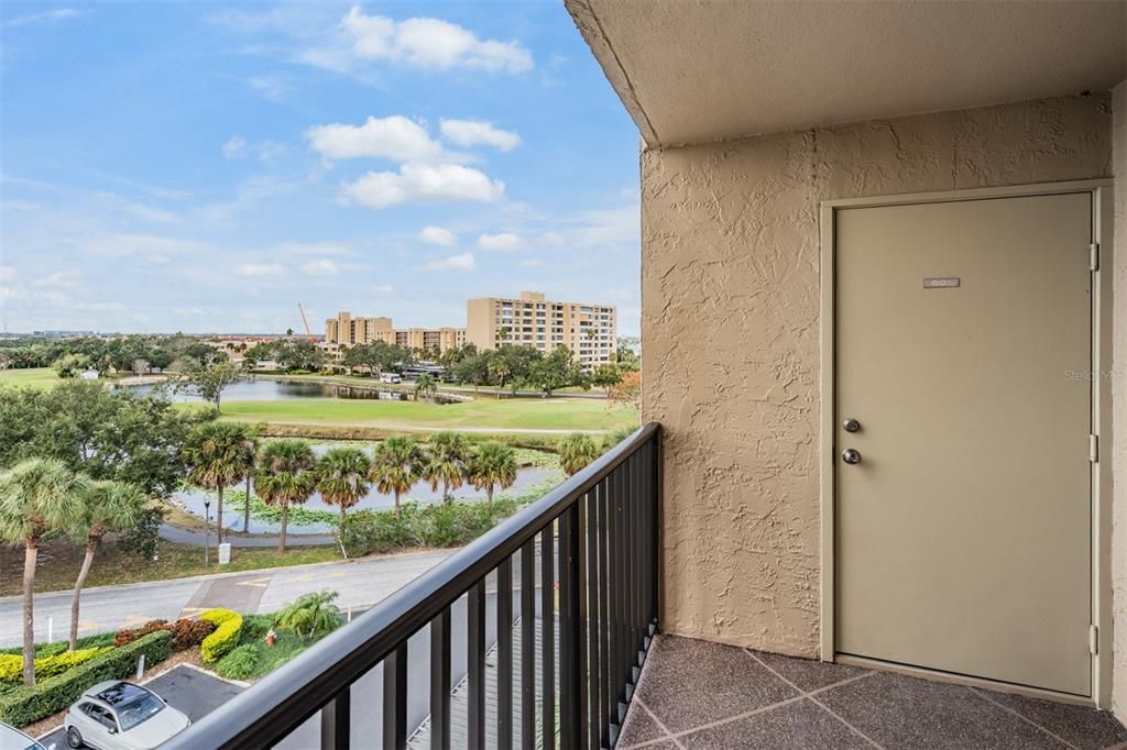 待售: $229,900 (2 贝兹, 2 浴室, 1050 平方英尺)