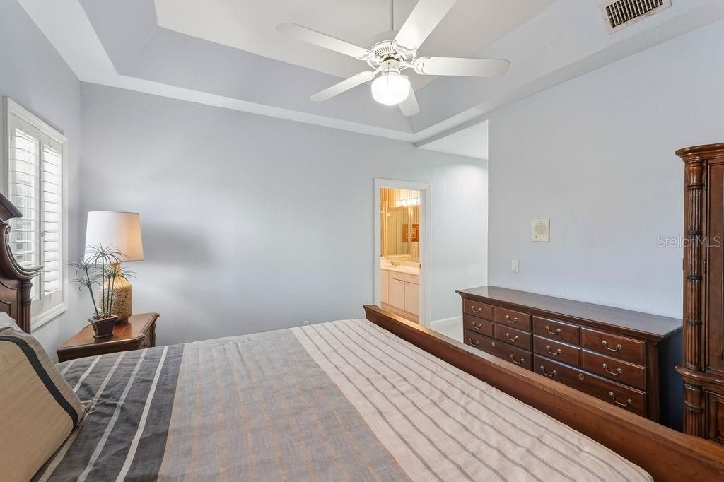 待售: $850,000 (4 贝兹, 3 浴室, 4274 平方英尺)