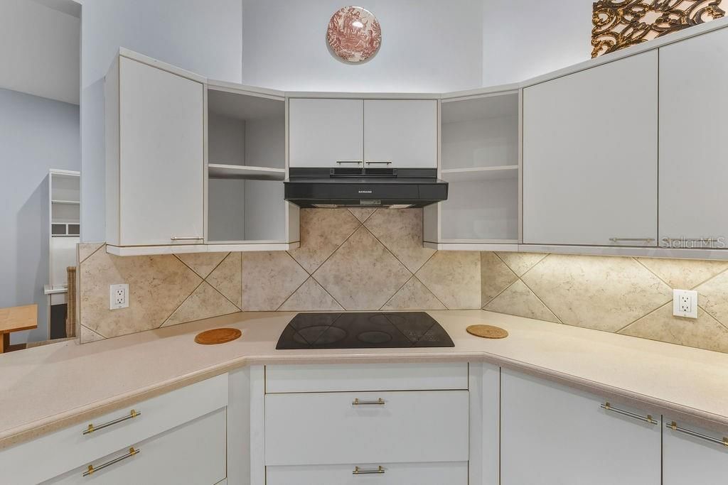 待售: $850,000 (4 贝兹, 3 浴室, 4274 平方英尺)