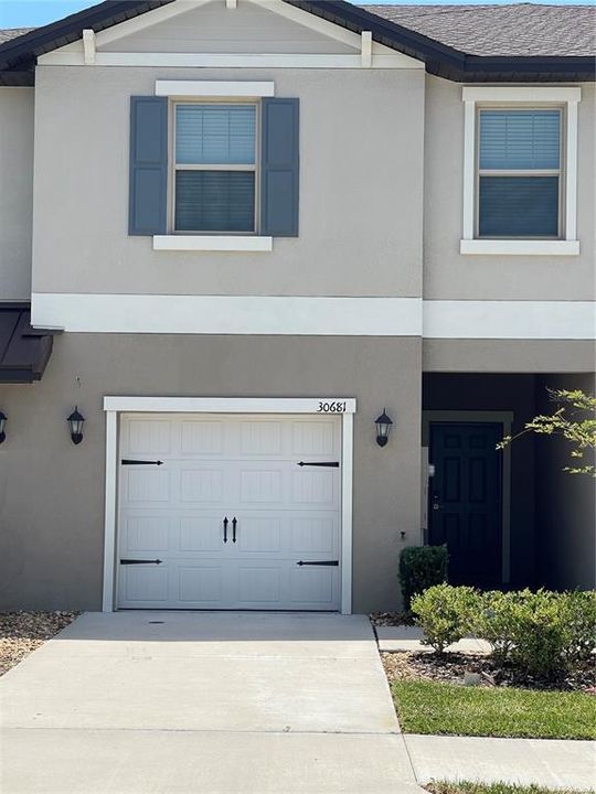 En Renta: $2,000 (3 camas, 2 baños, 1666 Pies cuadrados)