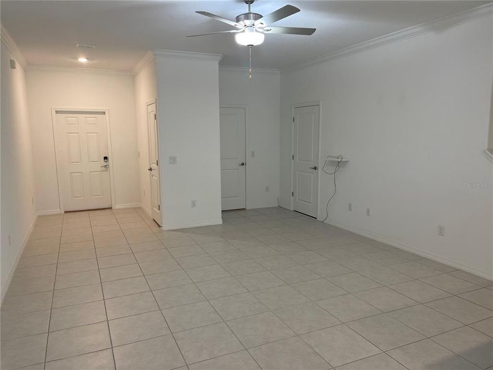 En Renta: $2,000 (3 camas, 2 baños, 1666 Pies cuadrados)