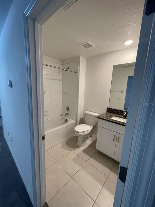 En Renta: $2,000 (3 camas, 2 baños, 1666 Pies cuadrados)