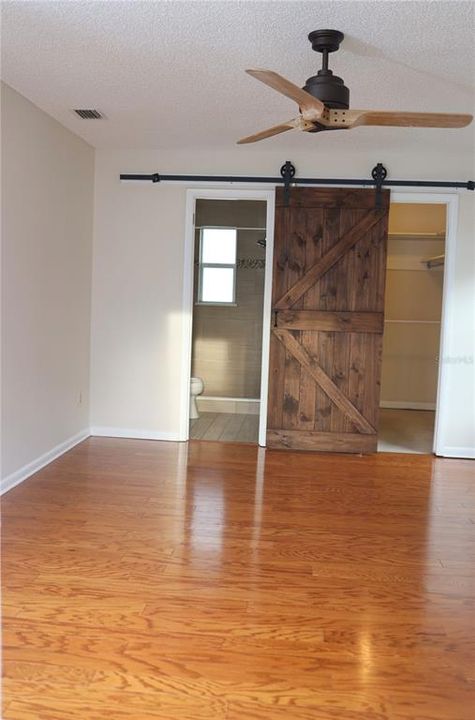 На продажу: $390,000 (3 спален, 2 ванн, 1422 Квадратных фут)