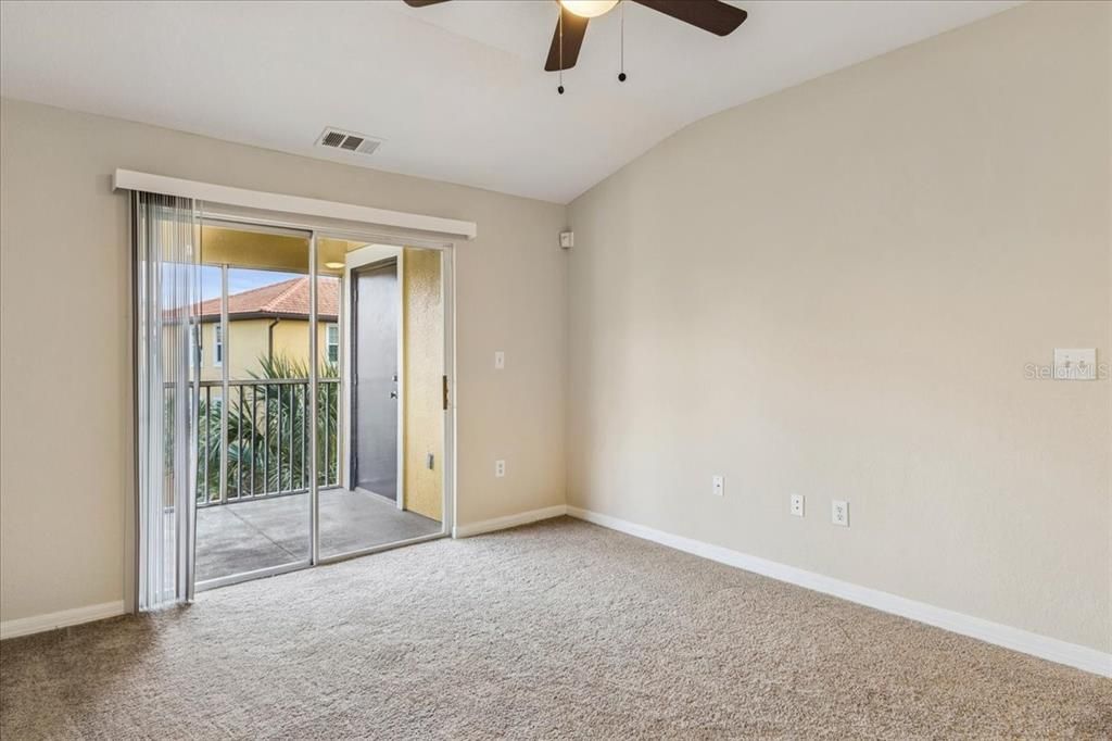 En Venta: $164,900 (1 camas, 1 baños, 734 Pies cuadrados)